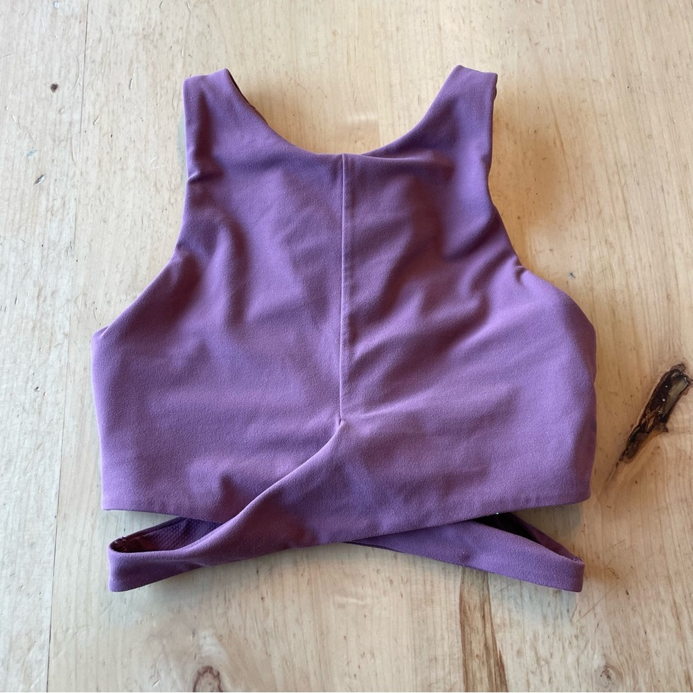 Athleta Plum Criss Cross Long Sports Bra Sz XS